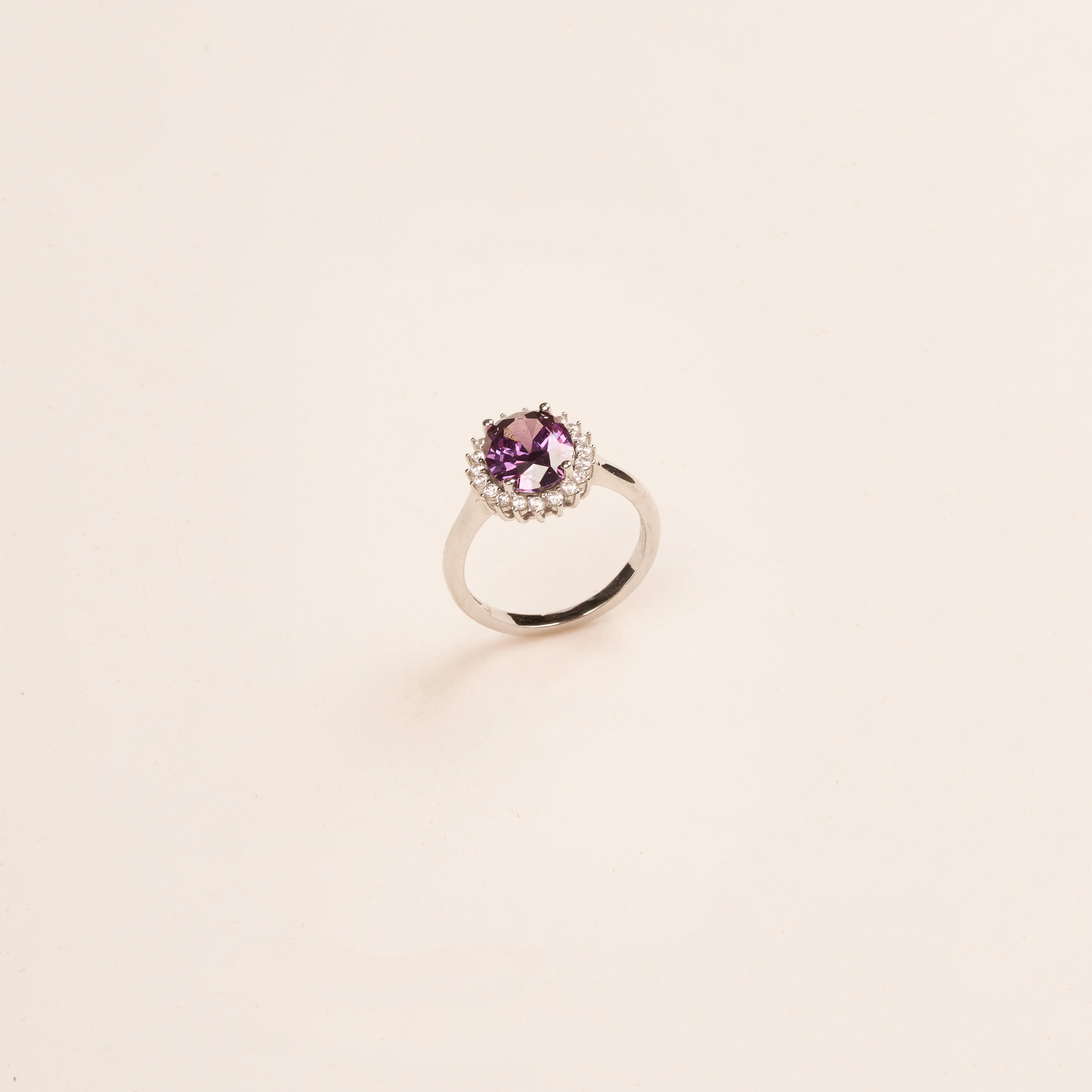 Amara Ring