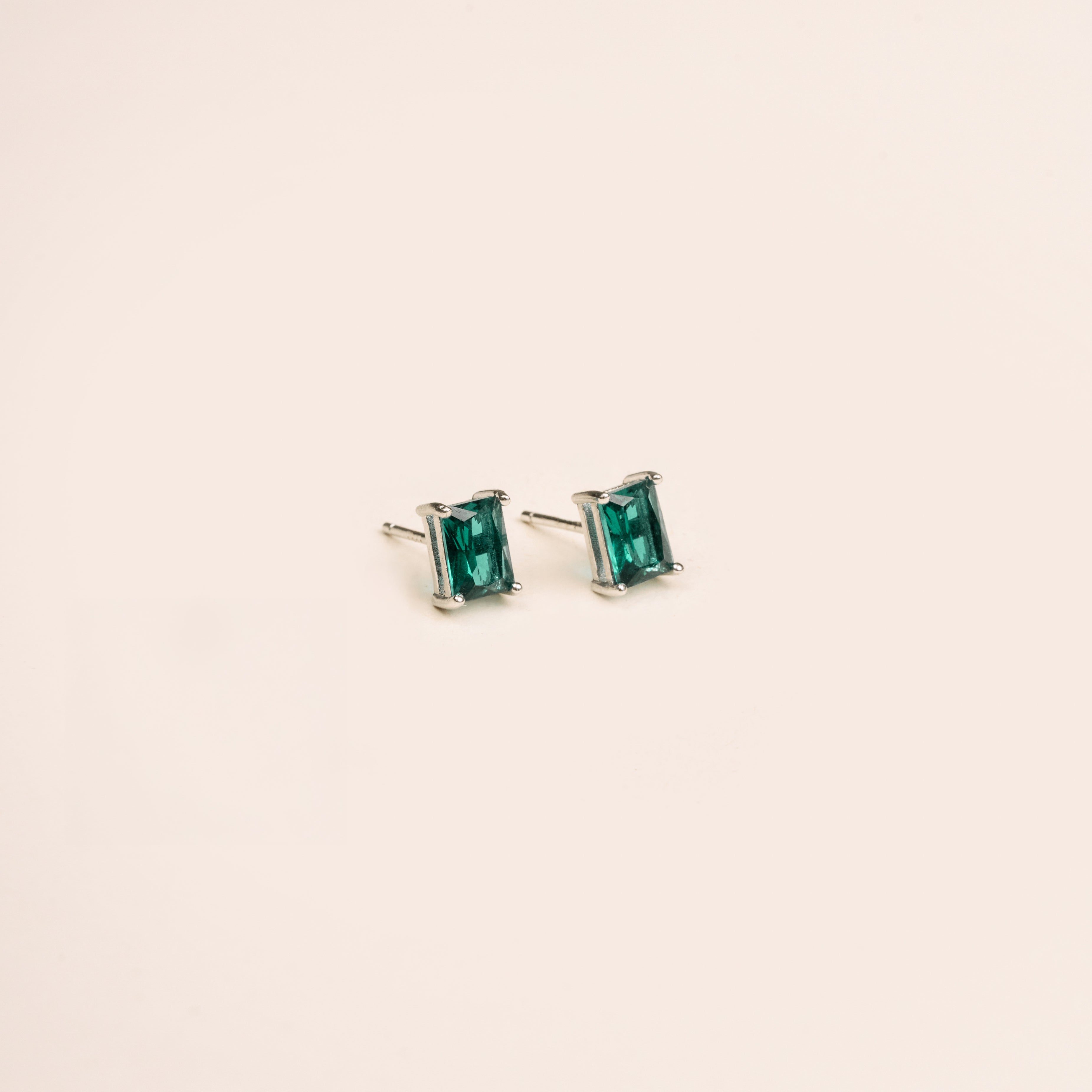 Green Glow Studs Silver (925)